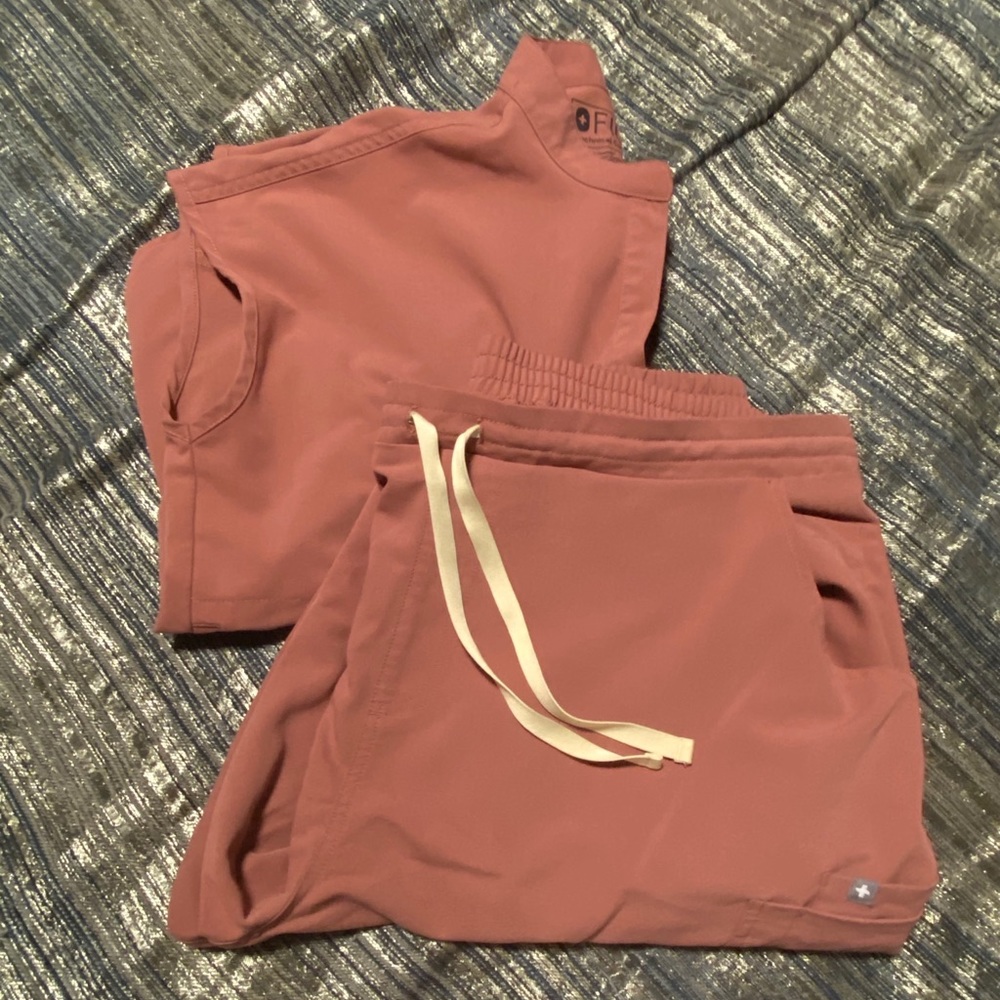Figs Pink Loungewear Set Soft Cotton Blend